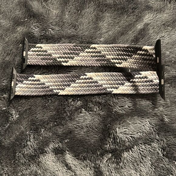 BLACK And White Pattern Wrist Band LOT (4 different ones) - Picture 2 of 2